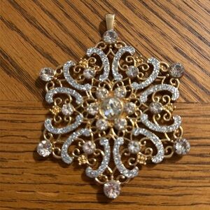 Large Monet Snowflake Christmas Ornaments pendant Gold and Silver tone